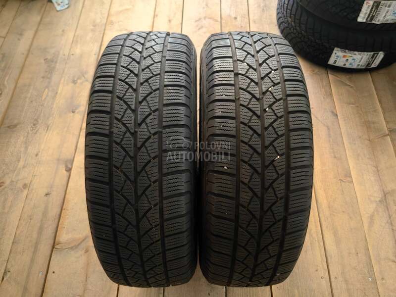 Bridgestone 215/65 R16 Zimska