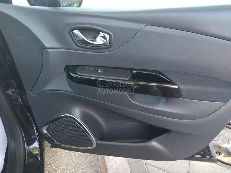 Renault Captur 1.5 dci A U T O M.