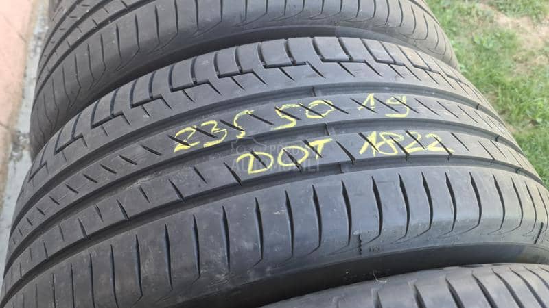 Continental 235/50 R19 Letnja