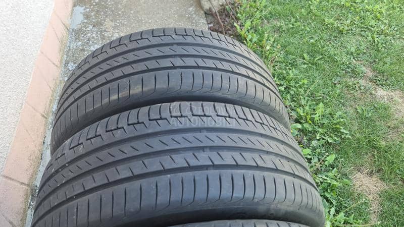 Continental 235/50 R19 Letnja