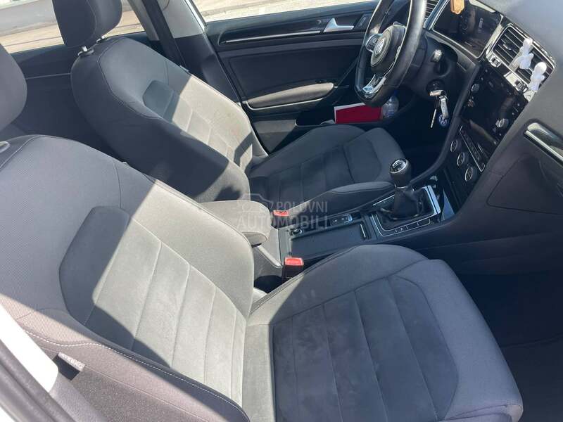 Volkswagen Golf 7 matrix
