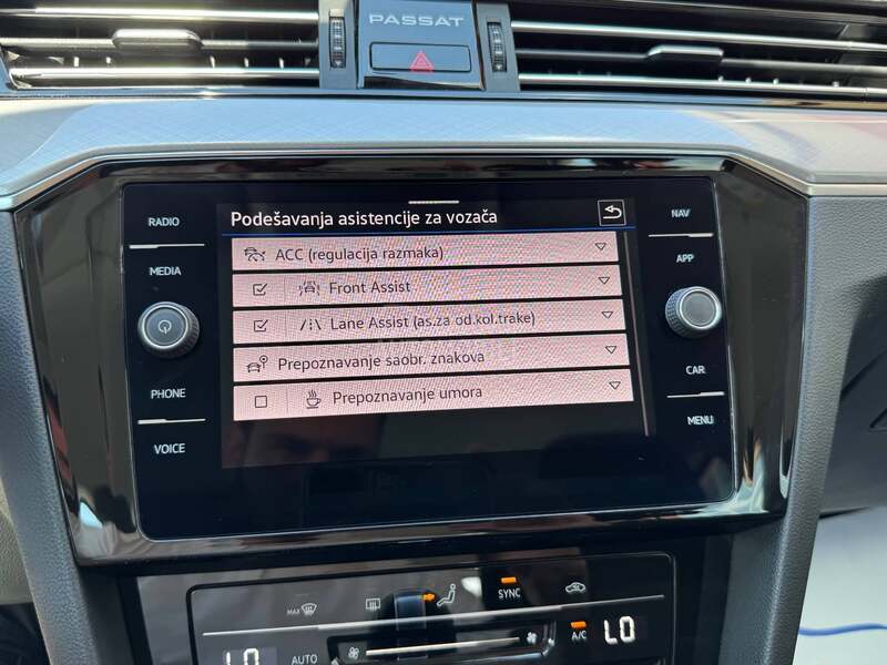 Volkswagen Passat B8 2.0 TDI COMFORTLINE