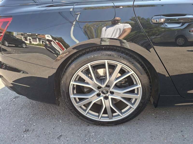 Audi S6 Midhybrid, quattro