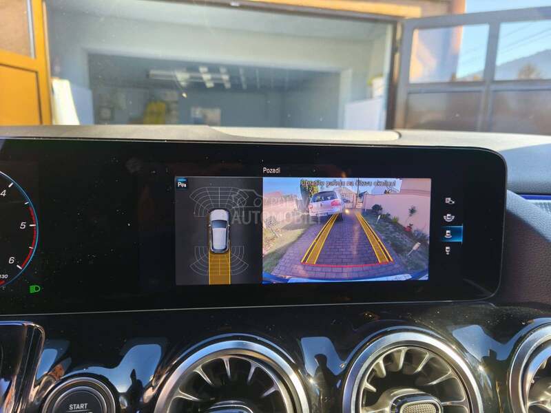 Mercedes Benz GLA 220 220