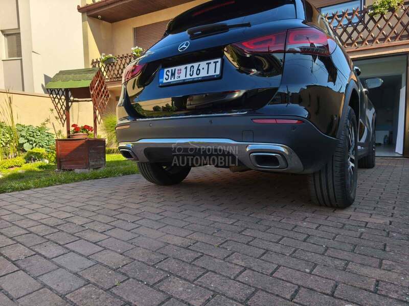 Mercedes Benz GLA 220 220