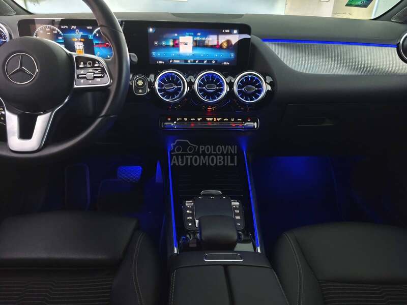 Mercedes Benz GLA 220 220