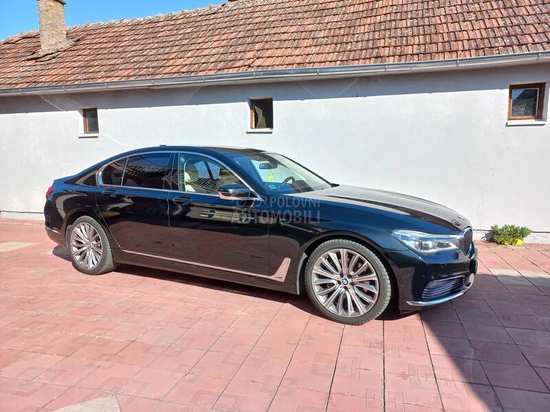 BMW 730 3.0 D X DRIWE