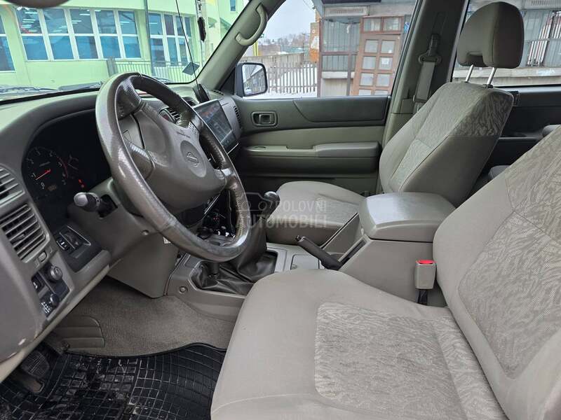 Nissan Patrol 