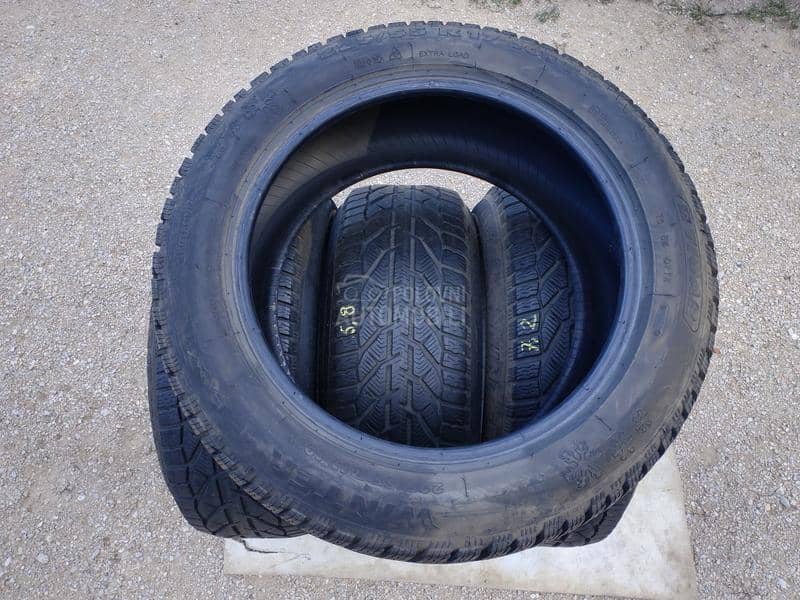 Tigar 225/55 R17 Zimska