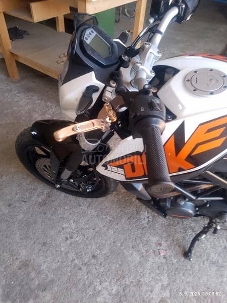 KTM duke 125 abs
