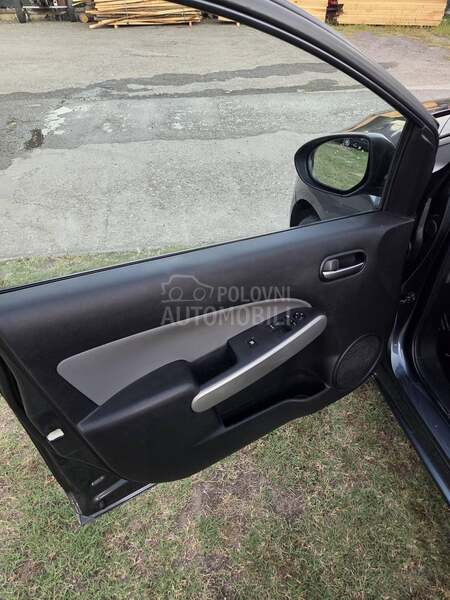 Mazda 2 1.3