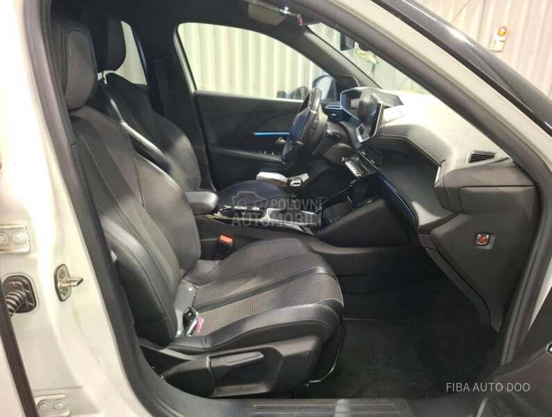 Peugeot 2008 1.2 GT LINE