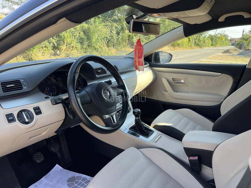 Volkswagen Passat CC 