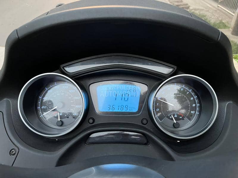 Piaggio Mp3 300 ei 2kom.