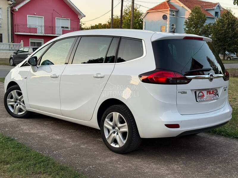 Opel Zafira 1.6 METAN 7 SED