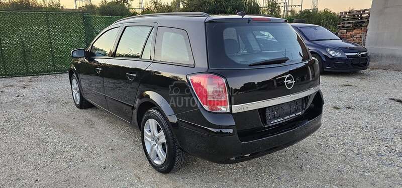 Opel Astra H 1.9