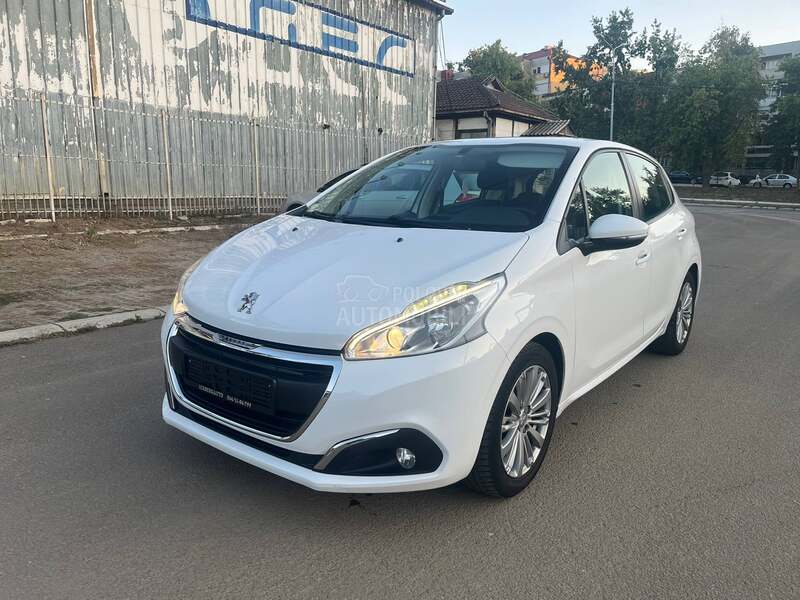 Peugeot 208 1.6 Hdi N a v i