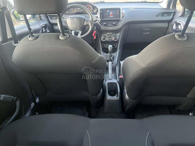 Peugeot 208 1.6 Hdi N a v i