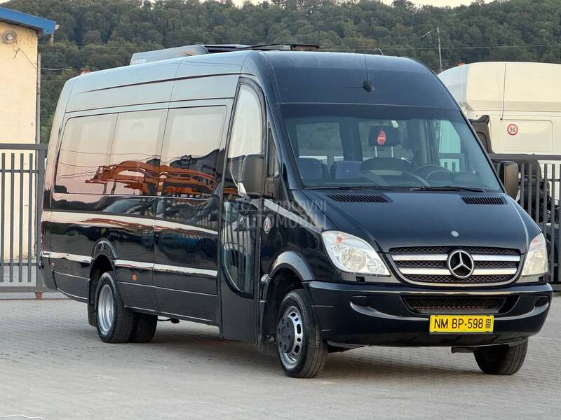 Mercedes Benz Sprinter 515