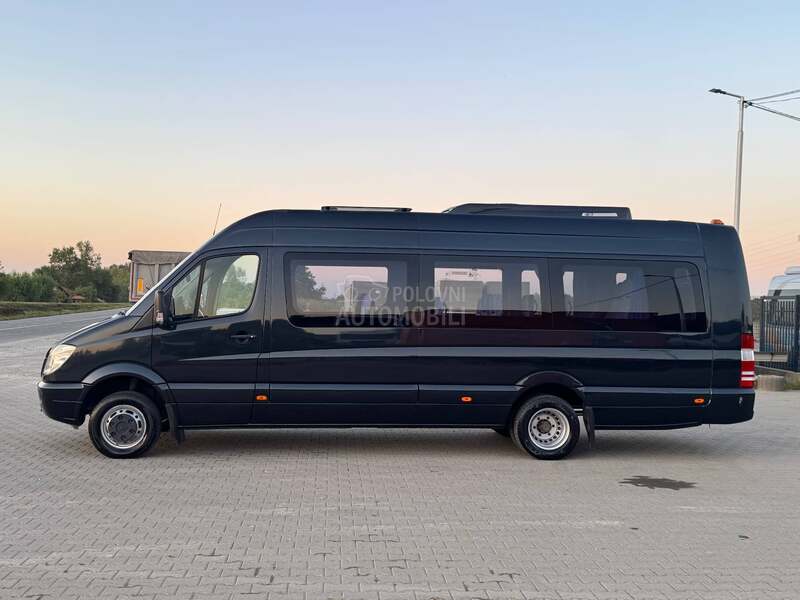 Mercedes Benz Sprinter 515