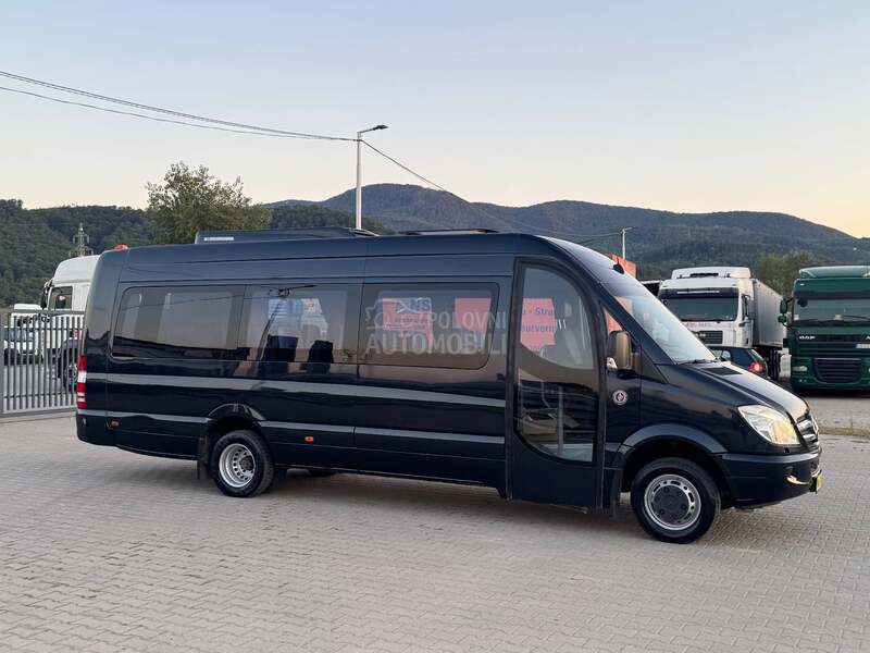 Mercedes Benz Sprinter 515
