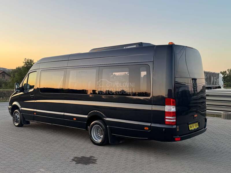 Mercedes Benz Sprinter 515