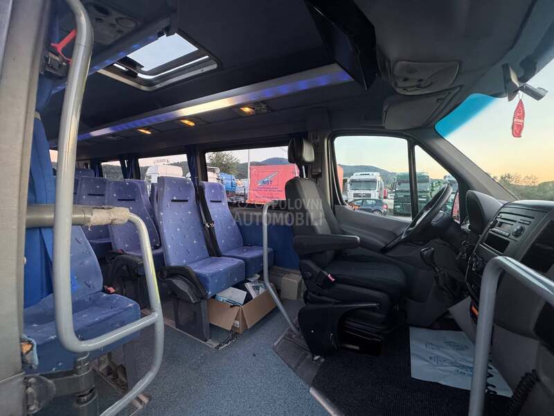 Mercedes Benz Sprinter 515