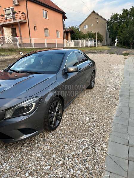 Mercedes Benz CLA 180 