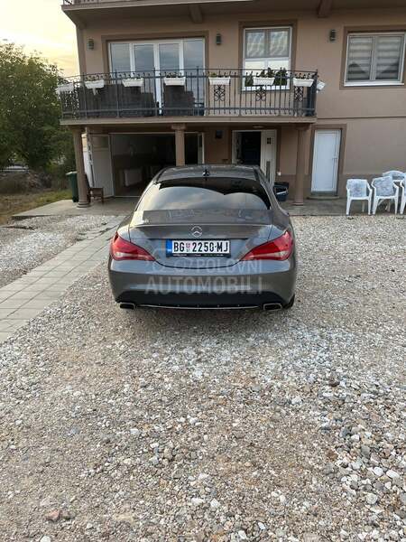 Mercedes Benz CLA 180 