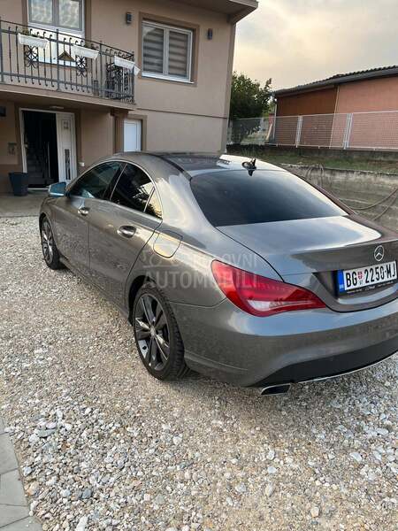Mercedes Benz CLA 180 