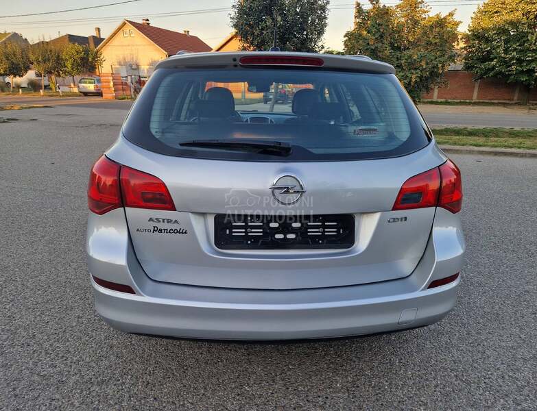 Opel Astra J 1.7 CDTI
