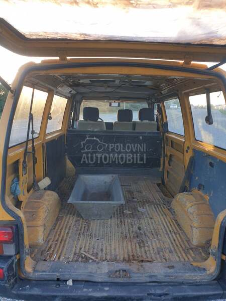 Volkswagen Transporter T4 2.4l