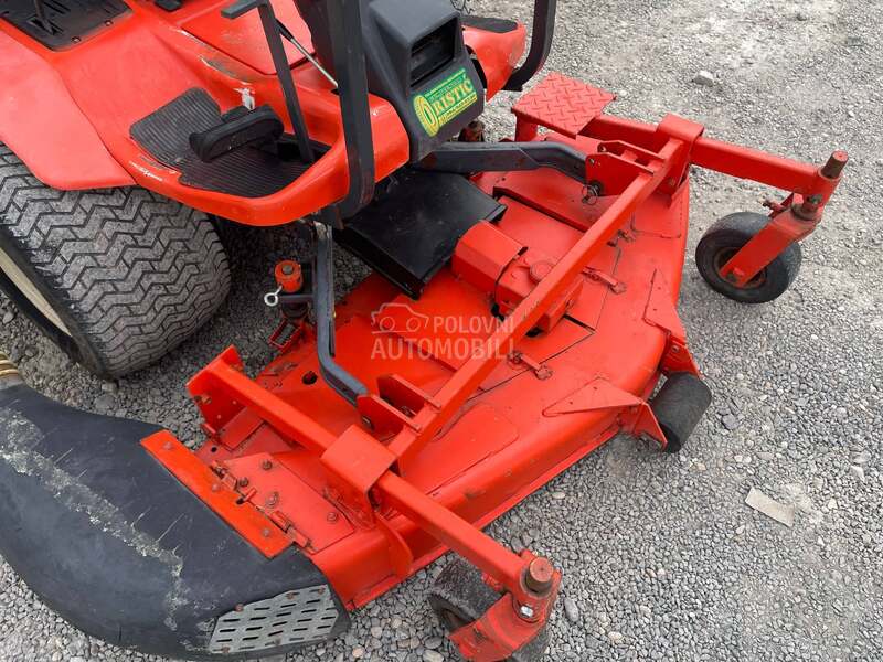 Kubota F2560 kosacica