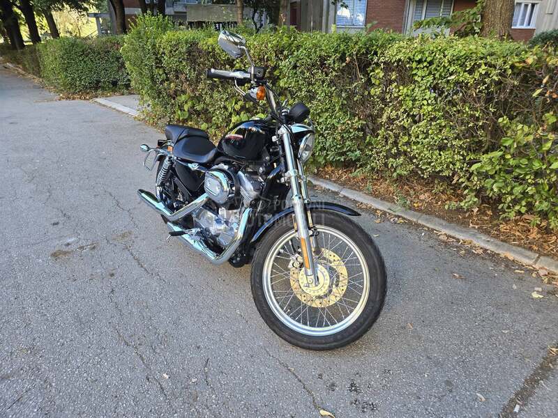 Harley Davidson Sportster 883