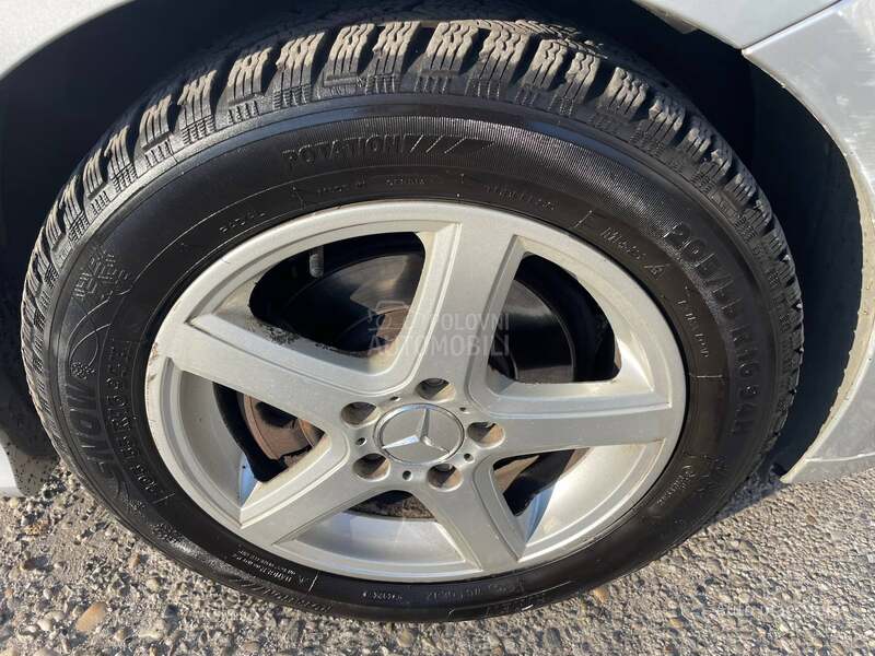 Mercedes Benz B 200 AUTO