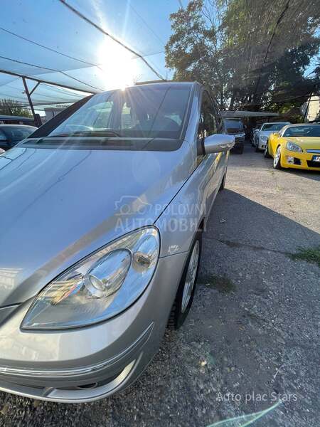 Mercedes Benz B 200 AUTO