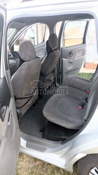 Toyota Yaris Verso 1.3