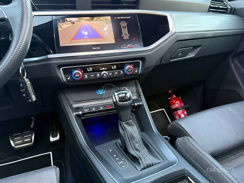 Audi Q3 SB/sline/pano/mtrx