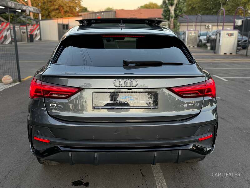 Audi Q3 SB/sline/pano/mtrx