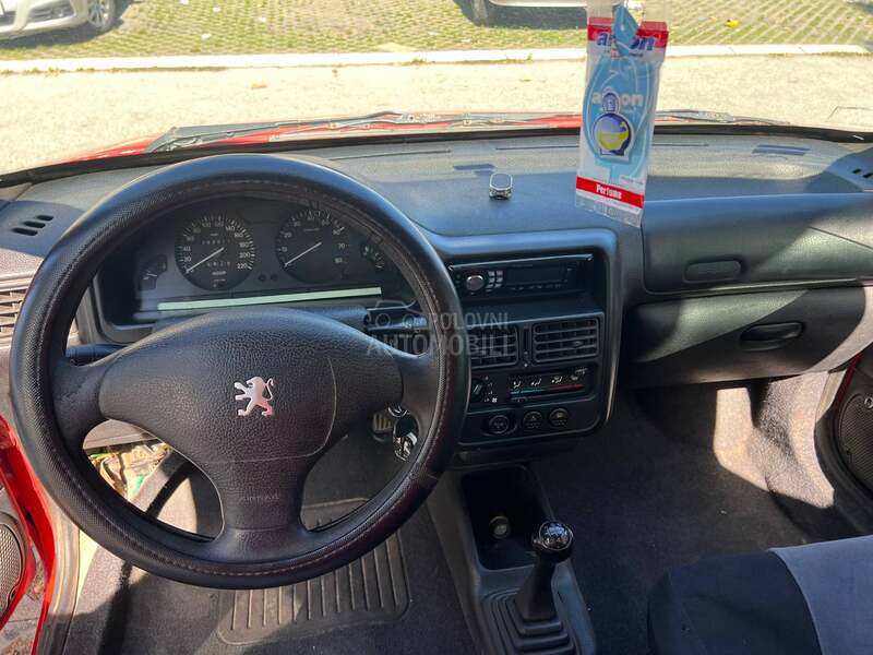 Peugeot 106 