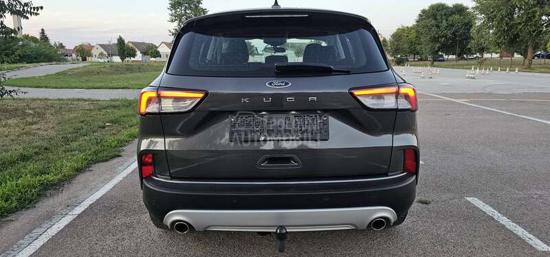 Ford Kuga 1.5d titanium