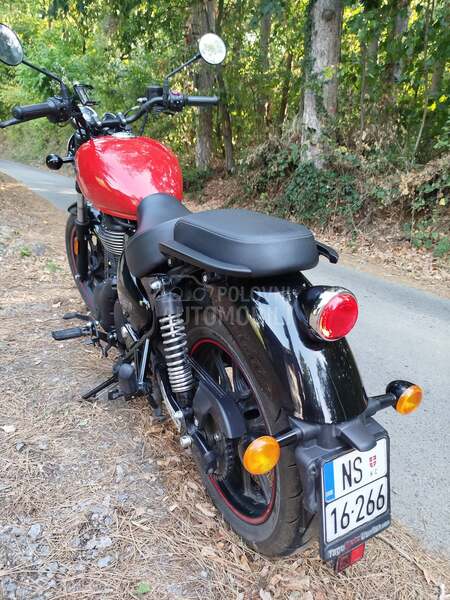 Royal Enfield Meteor 350 Stelar