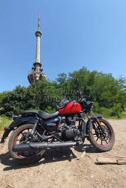 Royal Enfield Meteor 350 Stelar