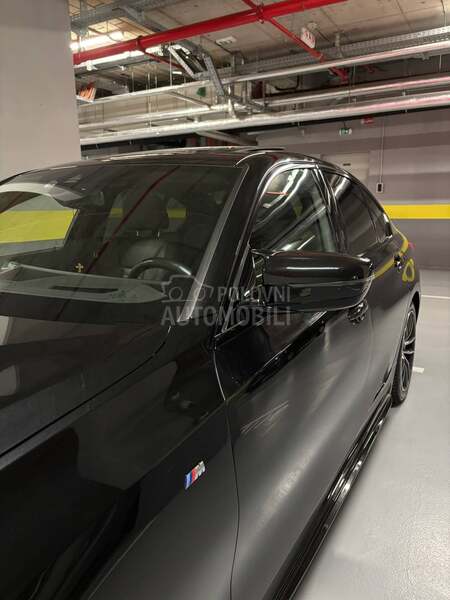 BMW 330 M