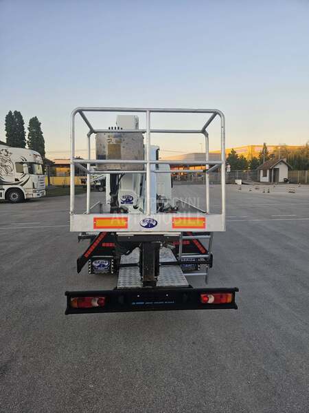 Nissan CABSTAR SOCAGE DA320