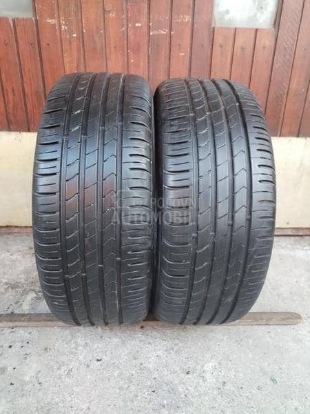 Kumho 215/50 R17 Letnja