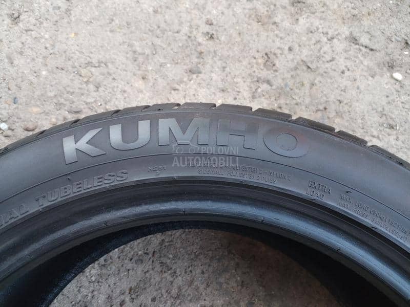 Kumho 215/50 R17 Letnja