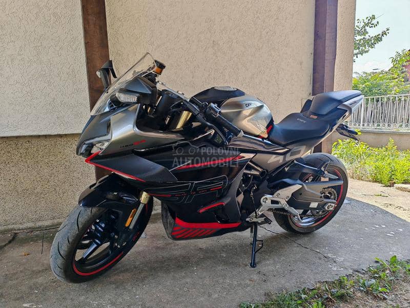 CFMOTO 450SR