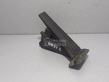 PAPUCICA GASA za BMW Serija 3