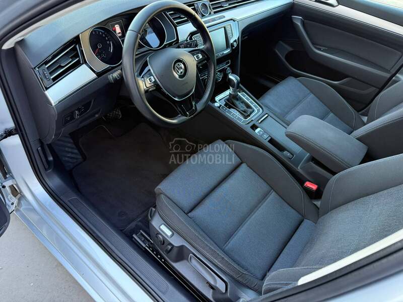 Volkswagen Passat B8 1.4 GTE/LED/NAV